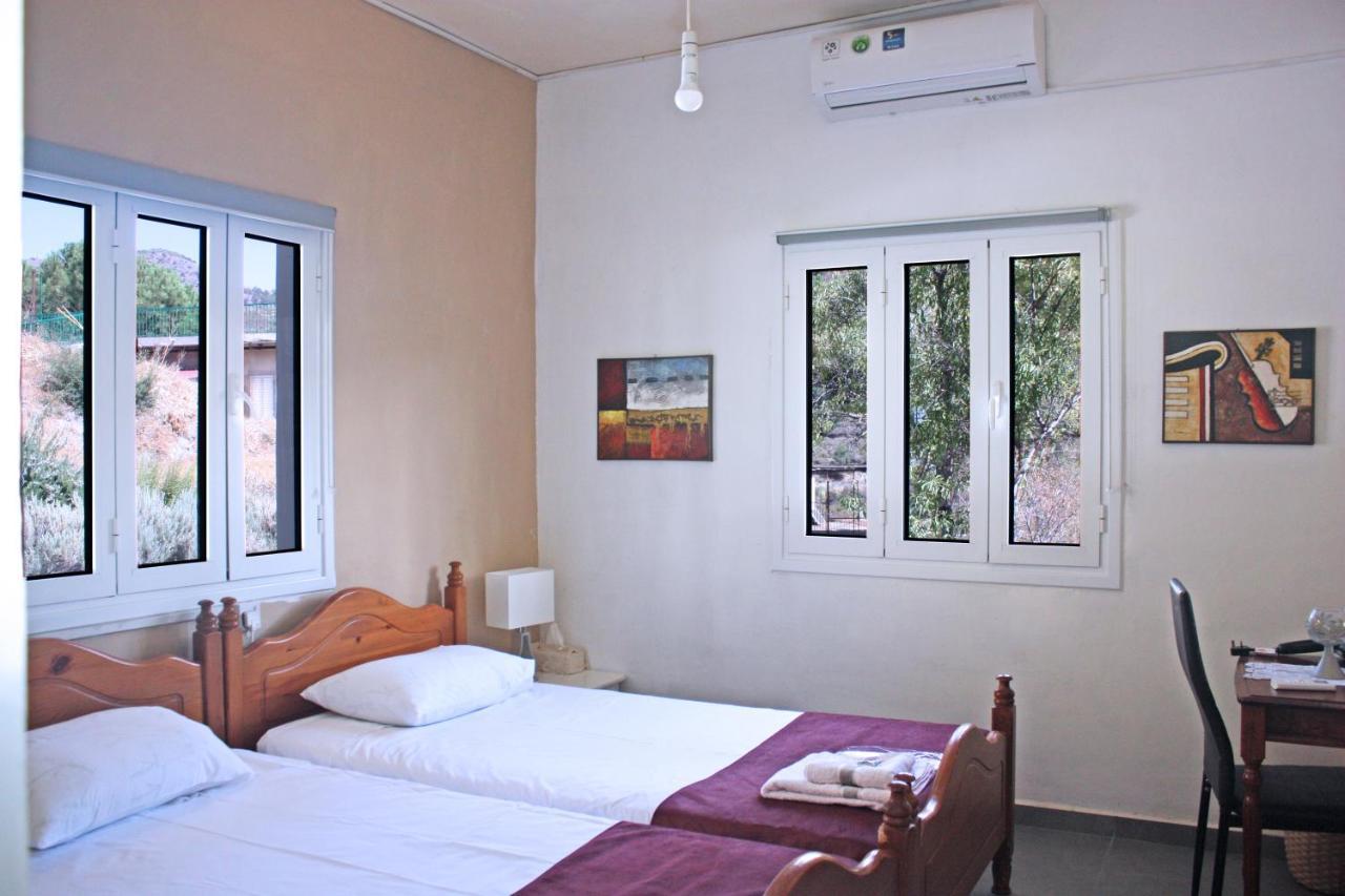 Laoni Guest House In Moutoullas, Marathasa Lemesós Eksteriør bilde